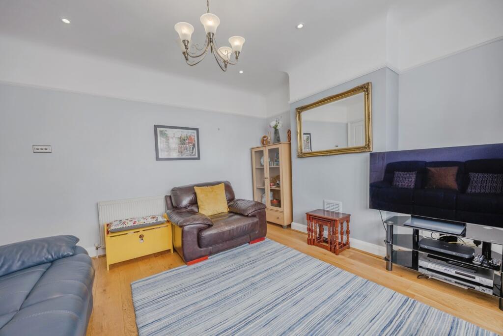 House in London - View 4