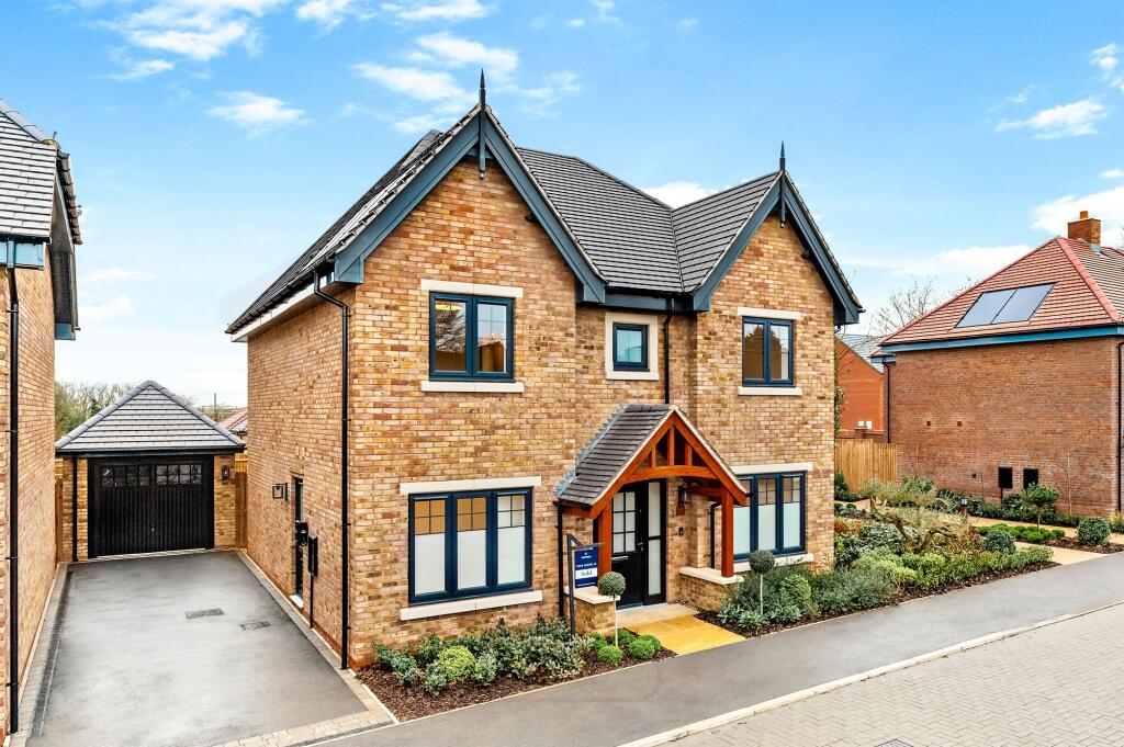 Main image of property: Russell Road, Toddington, LU5