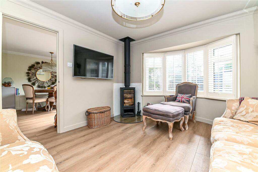 House in New Forest, Hordle - More