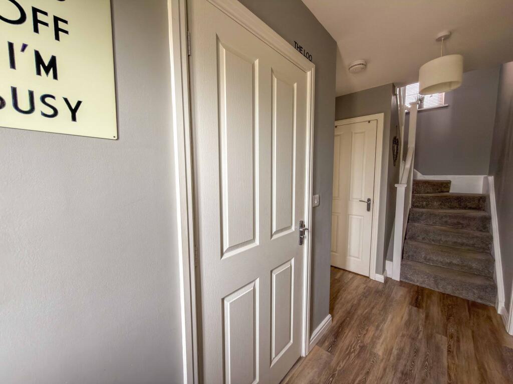 Samphrey Close, Hinckley, LE10 photo 3