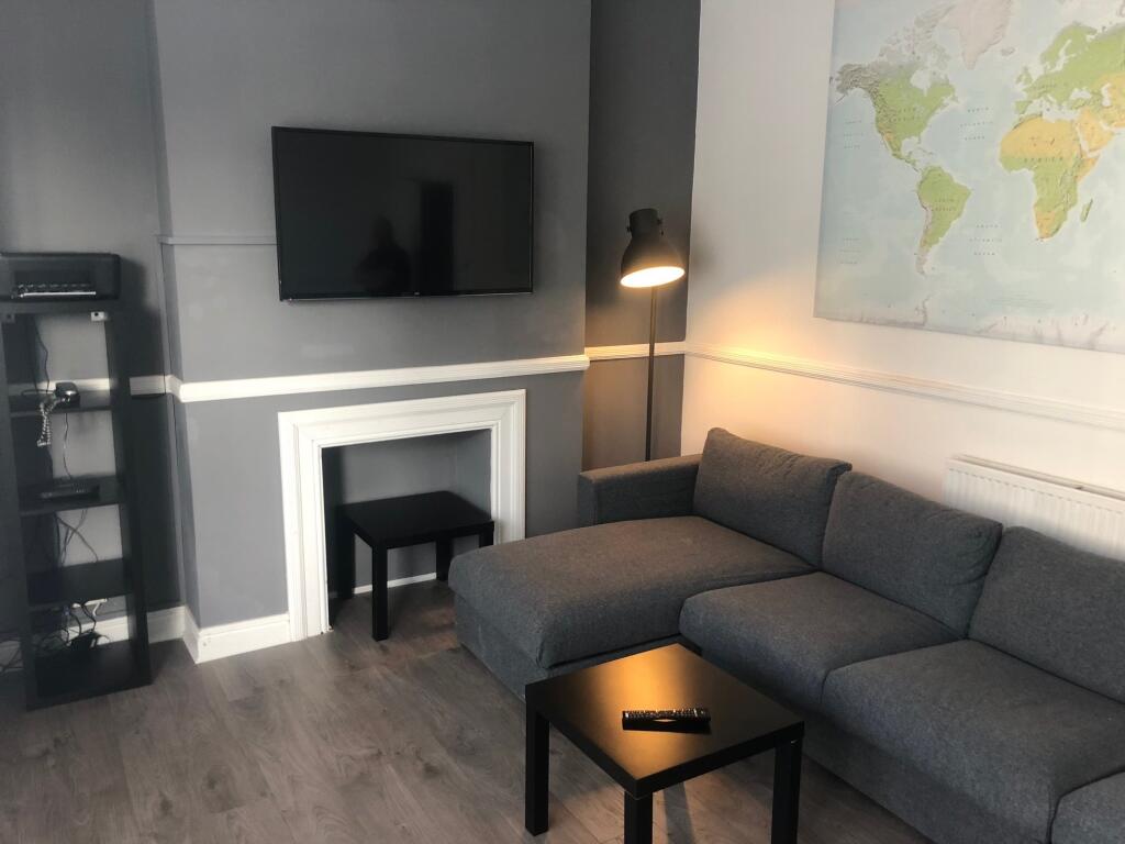 House in Cardiff - View 2