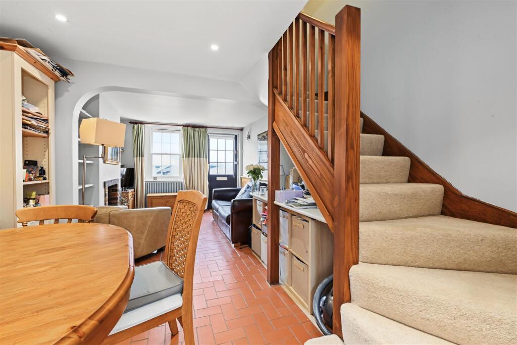 House in St Albans - View 5