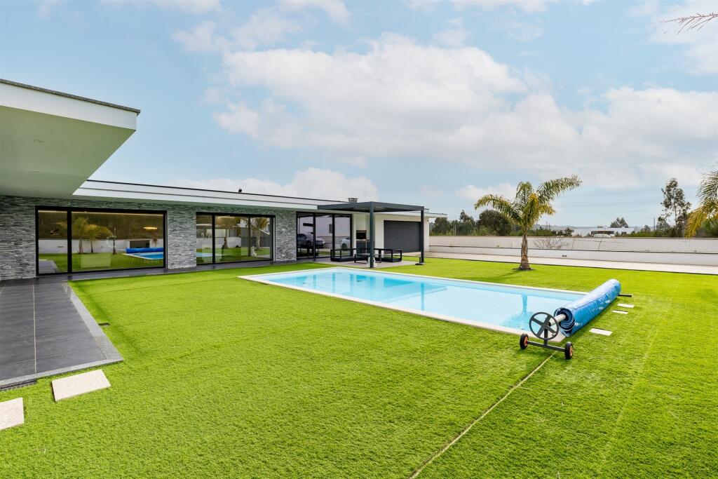 Main image of property: Leiria, Leiria