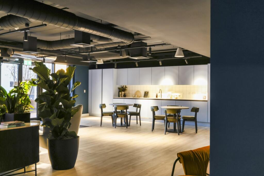 Apartment in Leeds - More