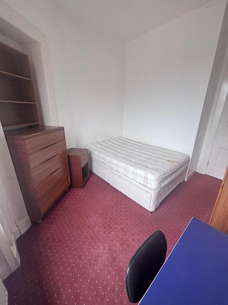 Apartment in Glasgow - View 5