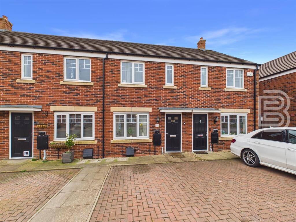 2-bed terraced on Chervil Way, Rugby, £230,000