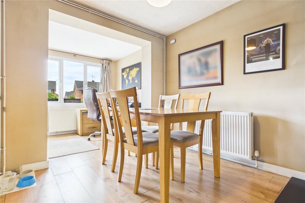 Mulberry Way, Theale, Reading, Berkshire, RG7 - View 3