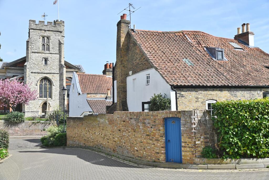 Main image of property: The Embankment, Twickenham Riverside