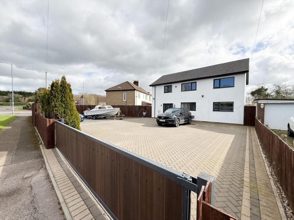 Main image of property: Pontrhydyrun Road, Pontrhydyrun, Cwmbran, Torfaen, NP44