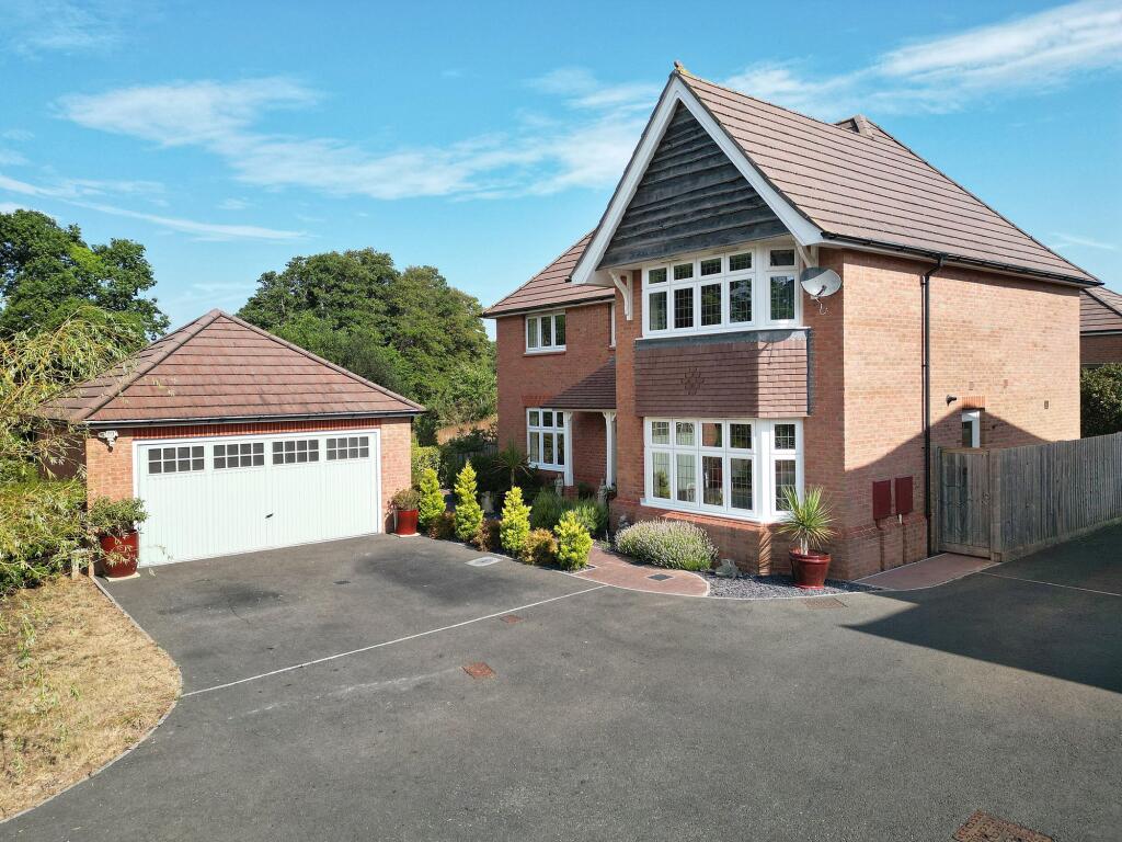 Main image of property: Lapwing Close, Dawlish, EX7