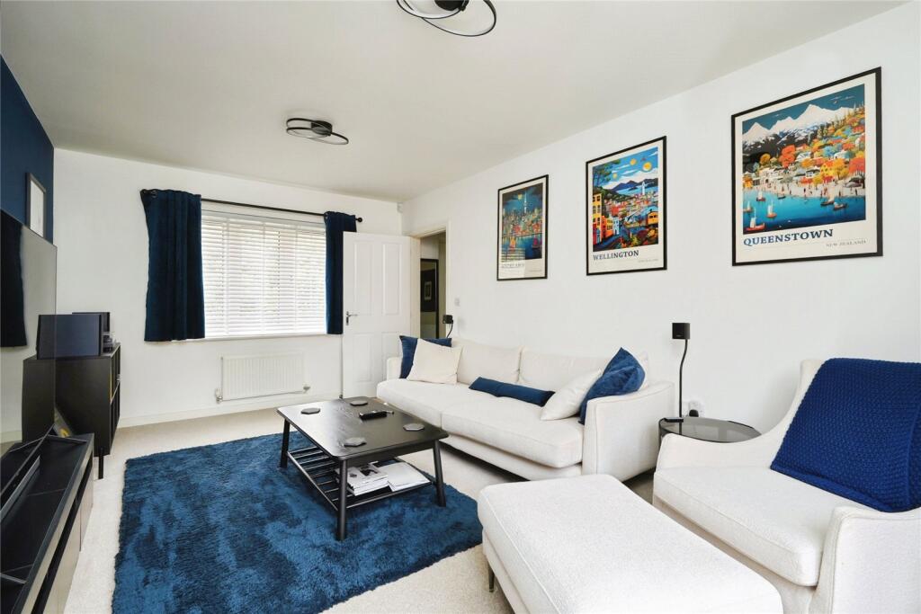 House in Cherwell, Kingsmere, Bicester - More