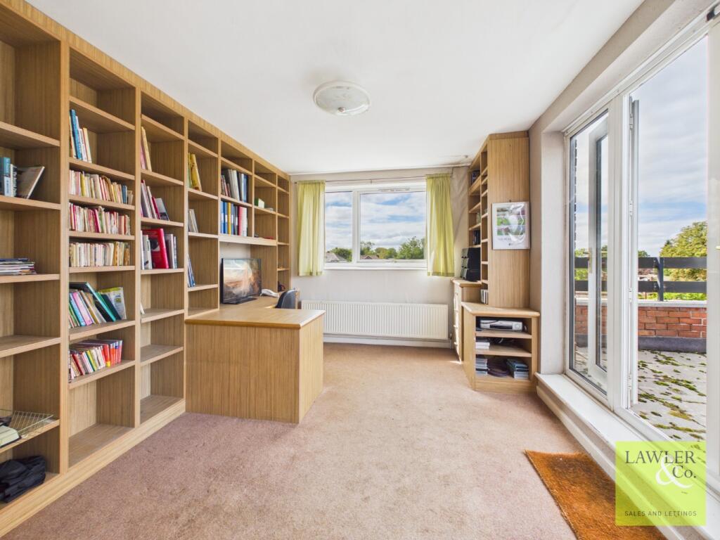 Apartment in Stockport, Greater Manchester - More