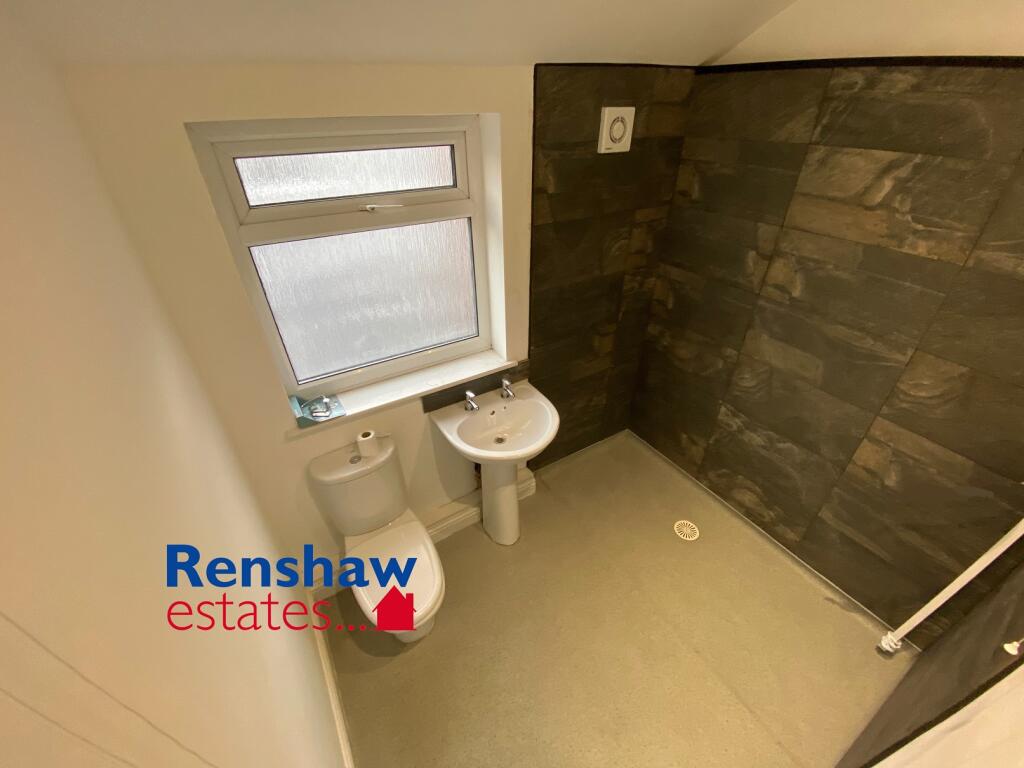 Apartment in Derby - View 5
