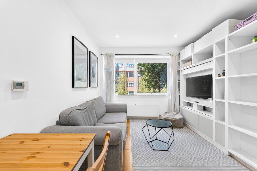 Apartment in Twickenham - View 2