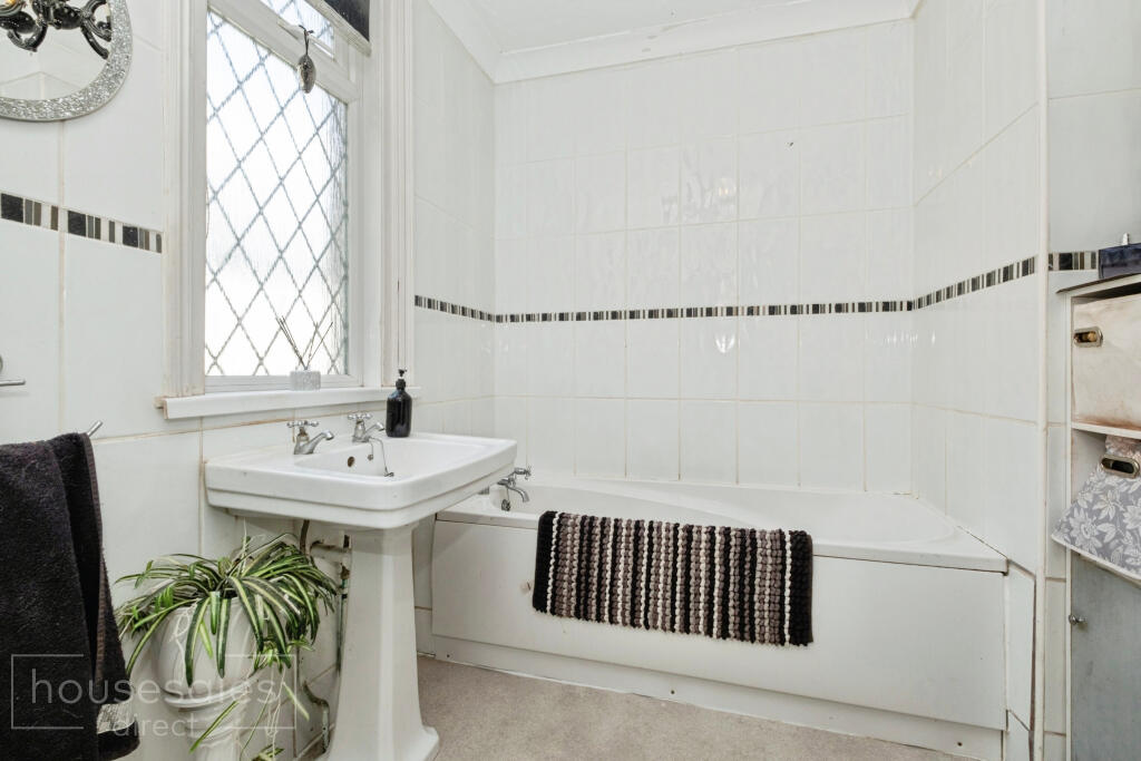 House in Worthing, West Worthing - View 5