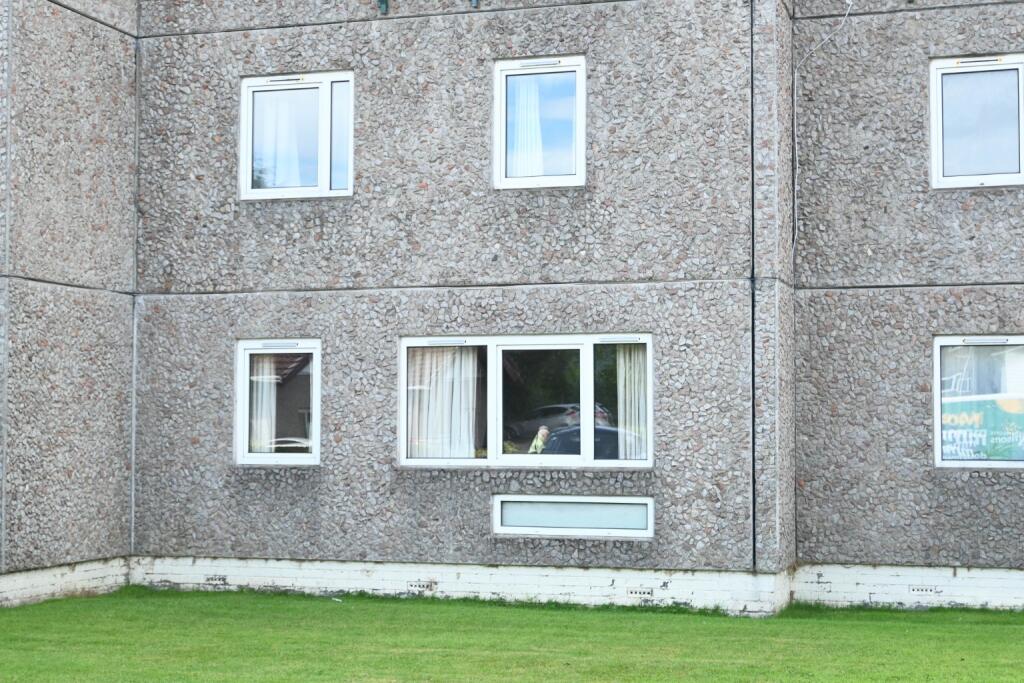 Apartment in Paisley, Argyll and Bute - View 2