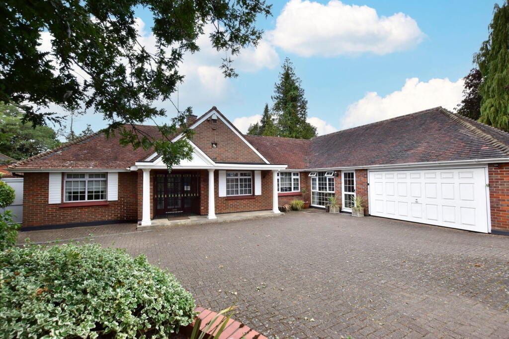 Main image of property: Hempstead Road, Watford