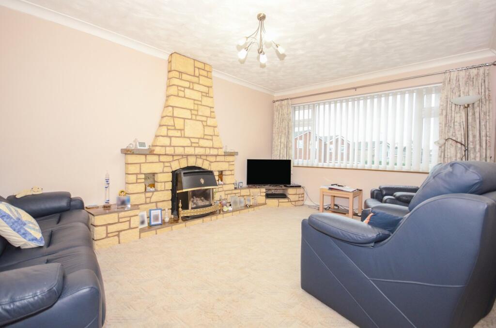 Cornwallis Road, Bilton, Rugby, CV22 photo 2