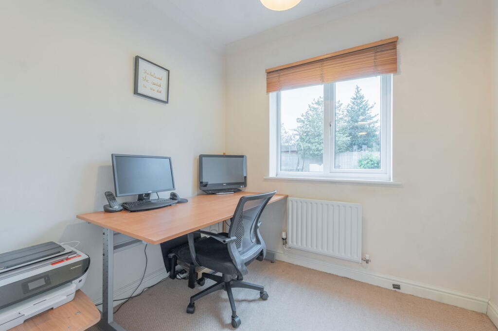 House in Solihull, Sharmans Cross - View 4