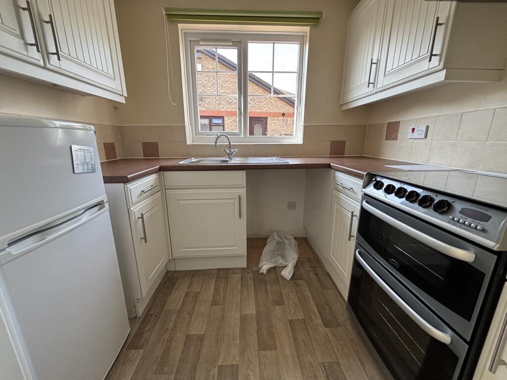 65 Pemberton Road, Newton Aycliffe, County Durham DL5 4RY photo 3
