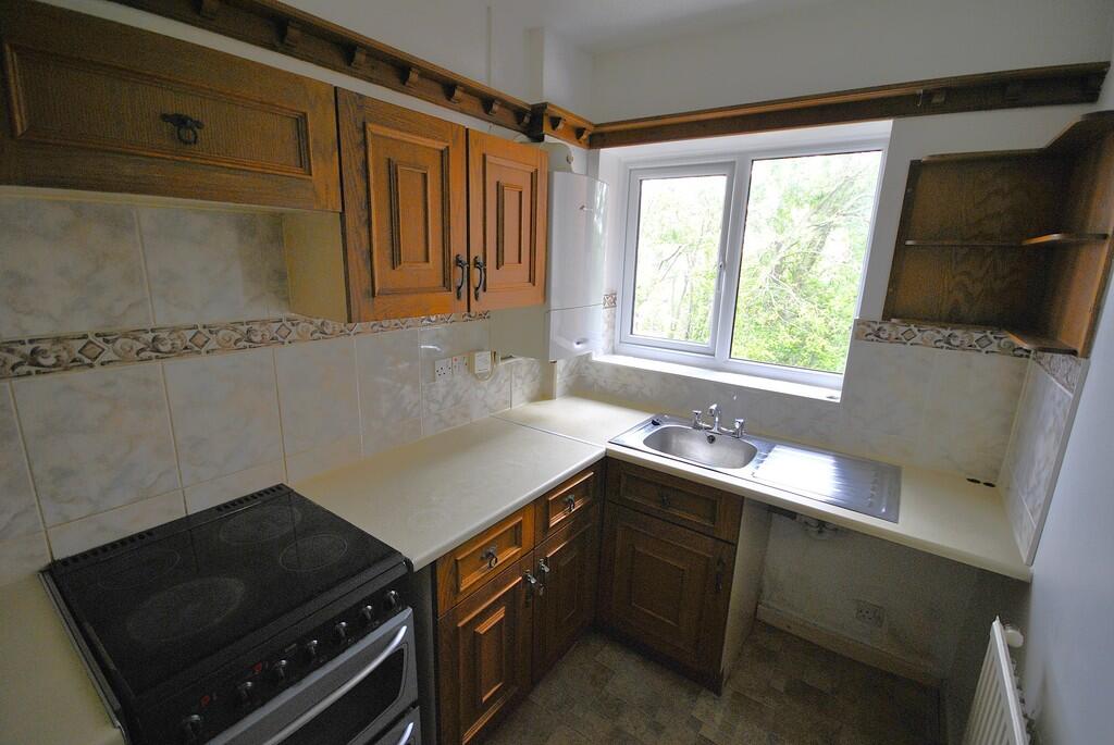 Axholme Court, Doncaster photo 4