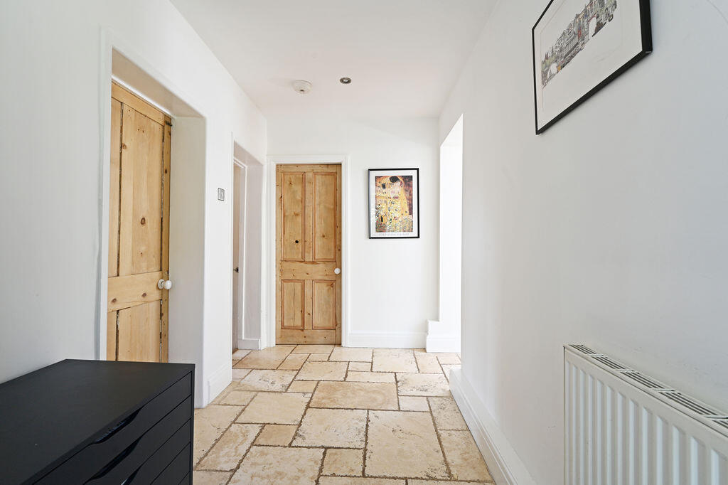 House in Sheffield, South Yorkshire - More