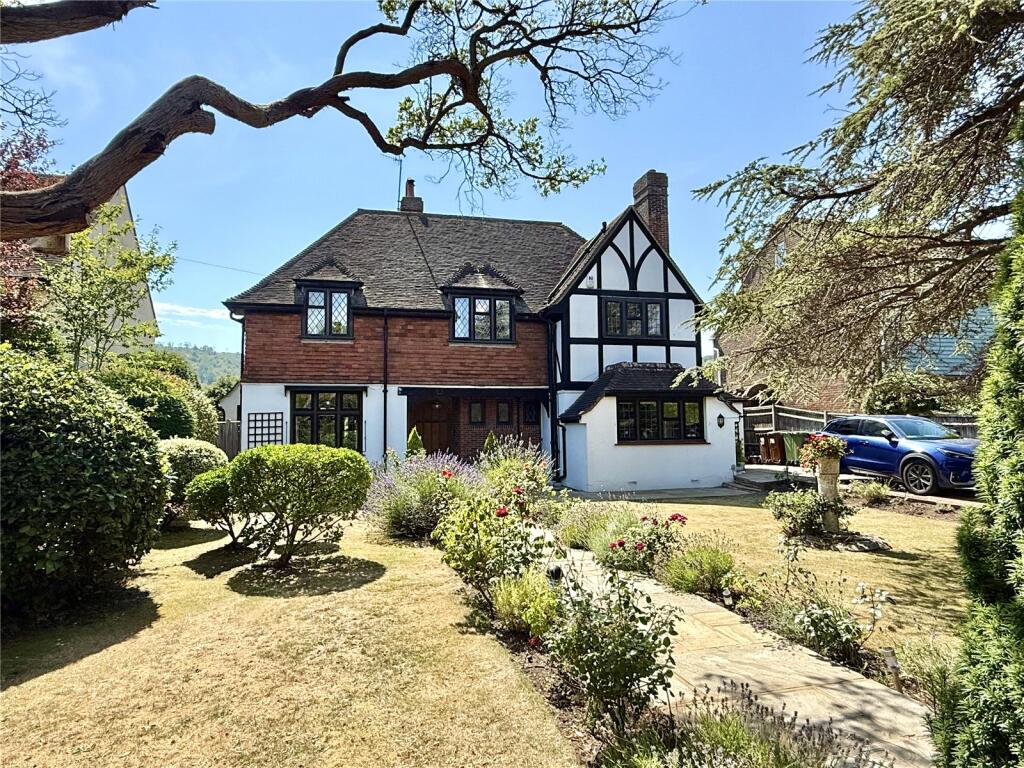Summerdown Road, Eastbourne, BN20