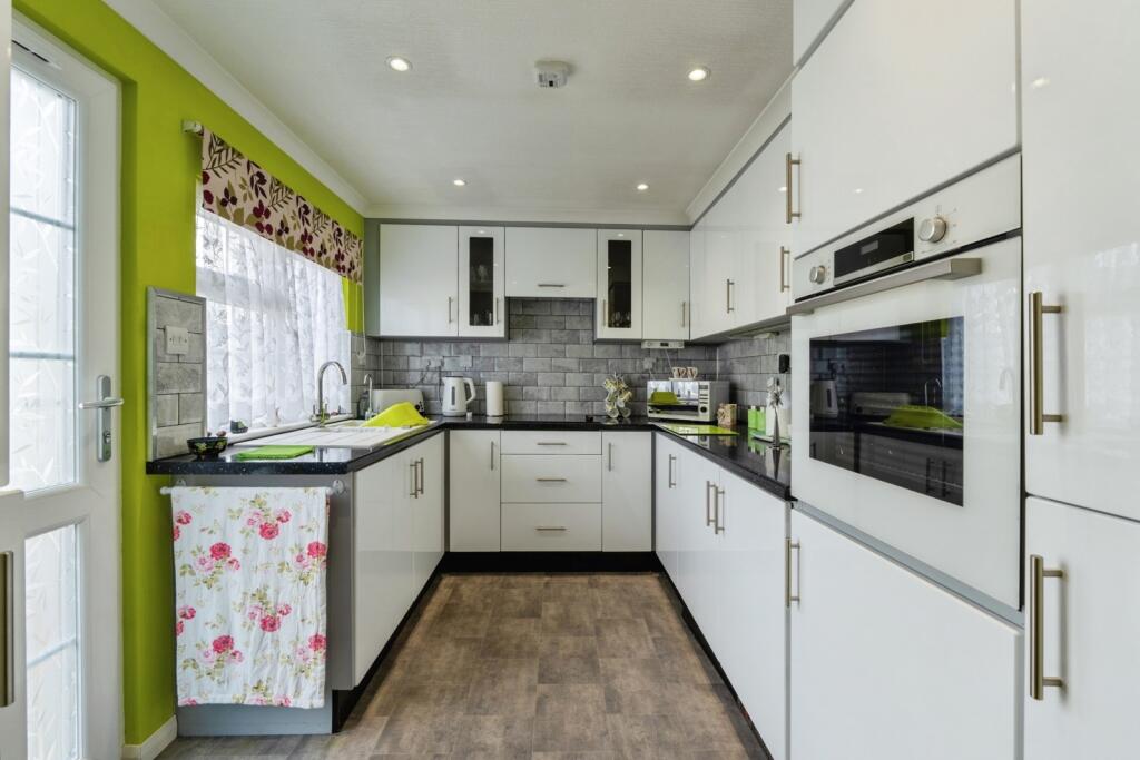 Redhill Park, Watton, Norfolk, IP25 - View 2