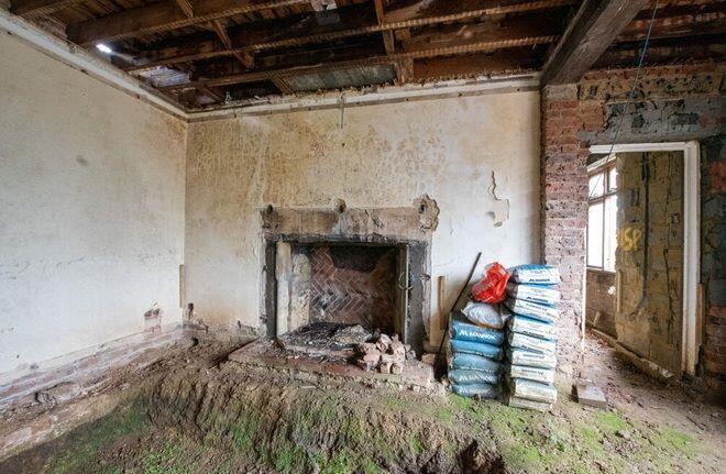 House in Tonbridge - More