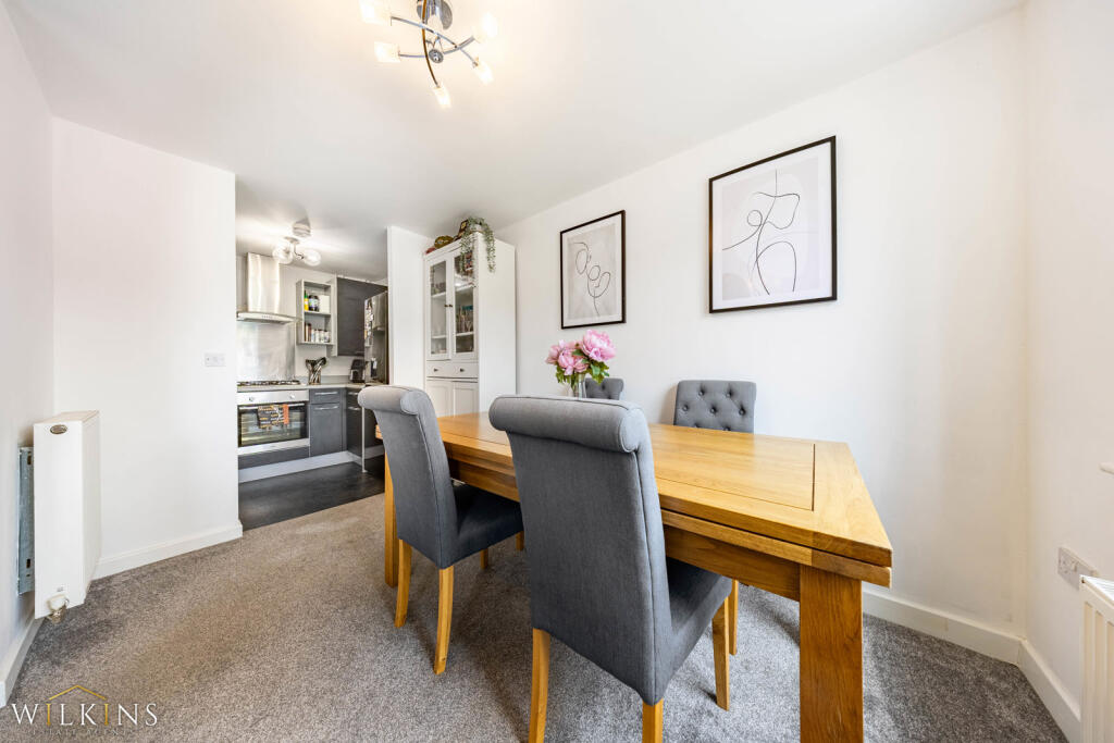 Apartment in Tamworth, Two Gates - View 5