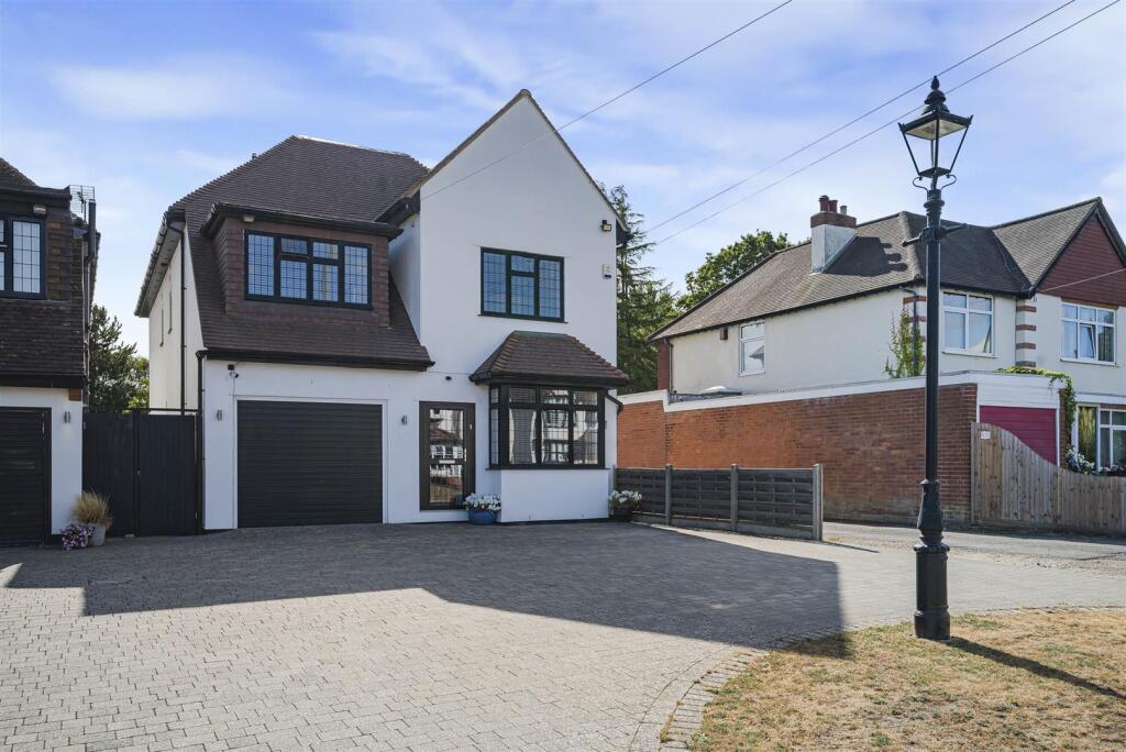 Chislehurst Road, Petts Wood, BR5 1NR
