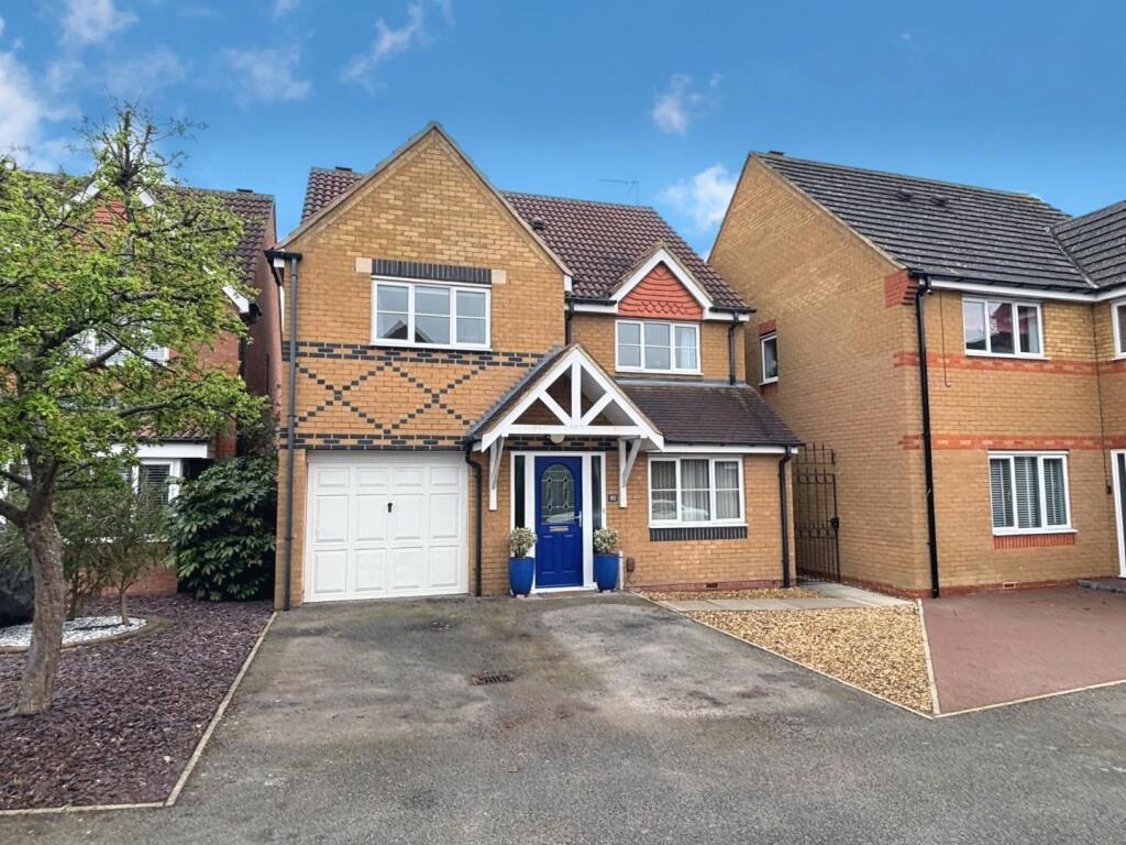 4-bed detached on Walkers Way, Wootton Fields, Northampton NN4, £385,000
