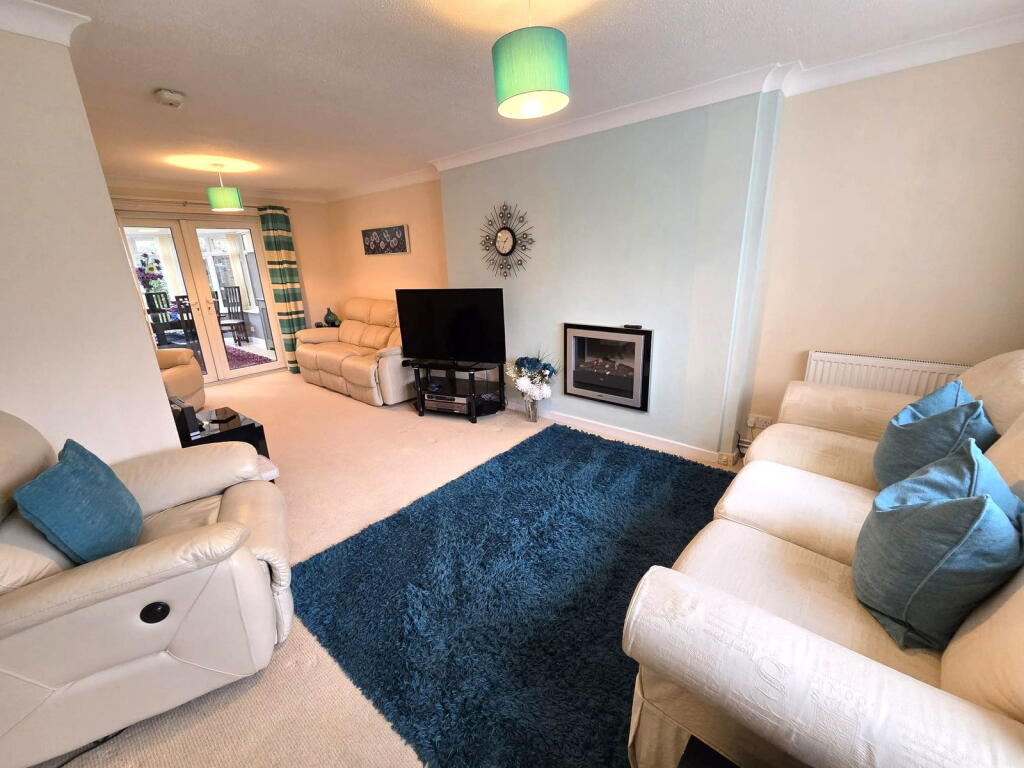 Cinques Road, Gamlingay SG19 3NJ photo 3