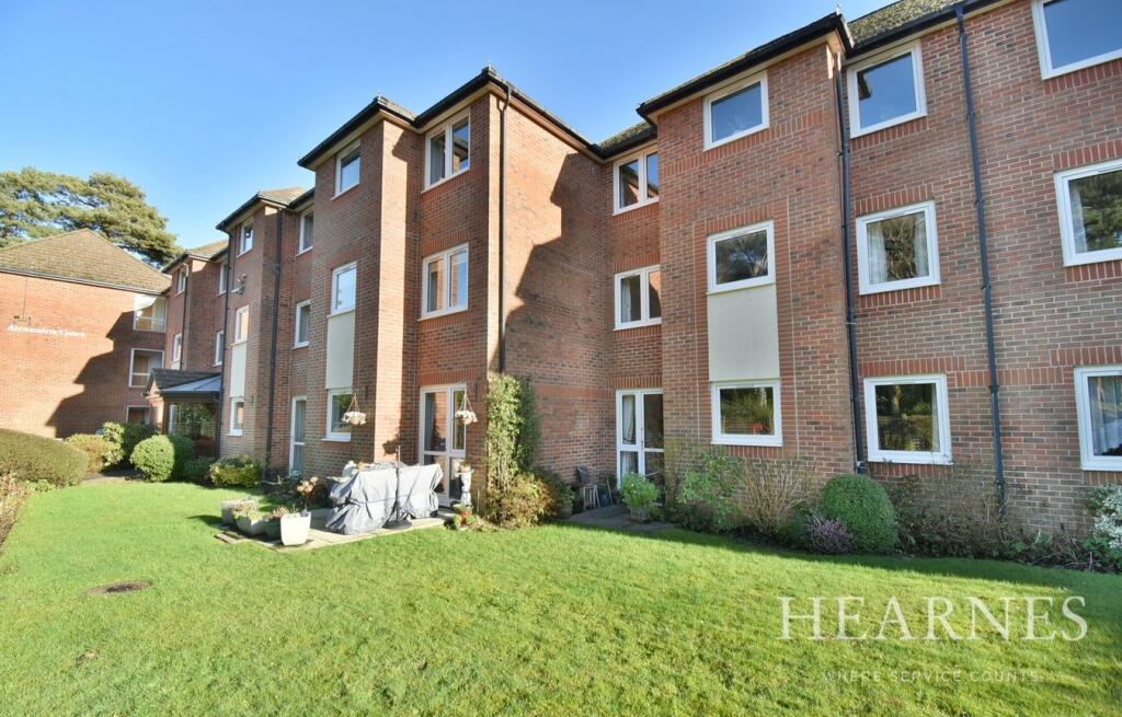 2-bed other on Glenmoor Road, West Parley, Ferndown, BH22, £170,000