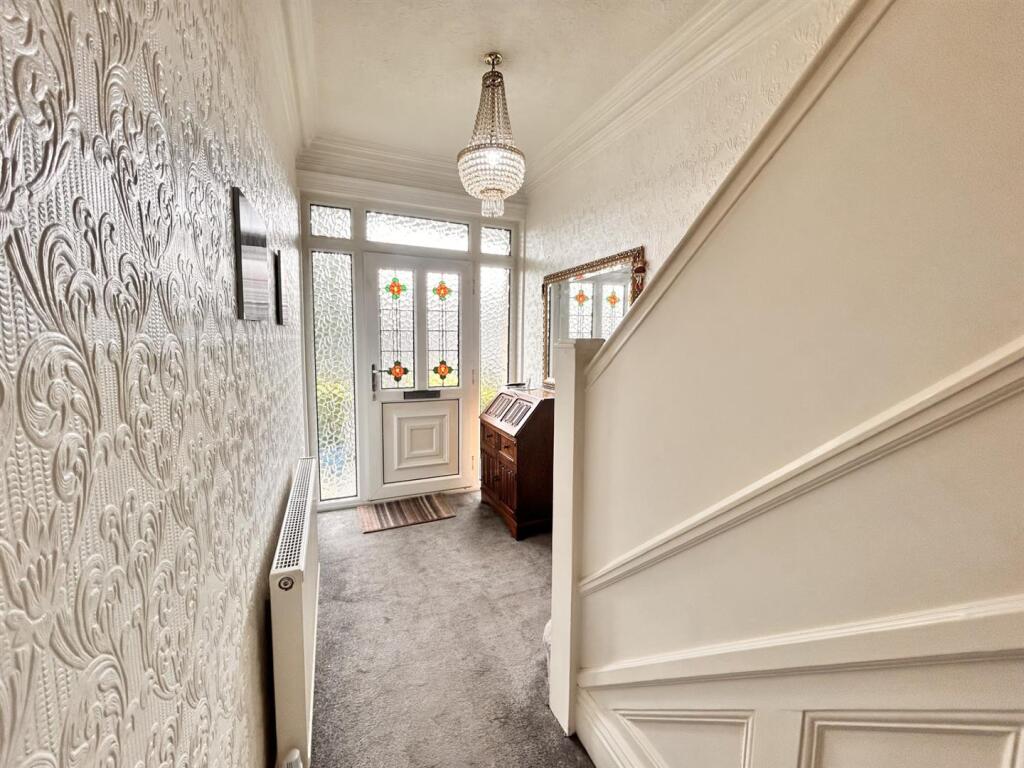 House in Calderdale, West End, Pye Nest - View 4