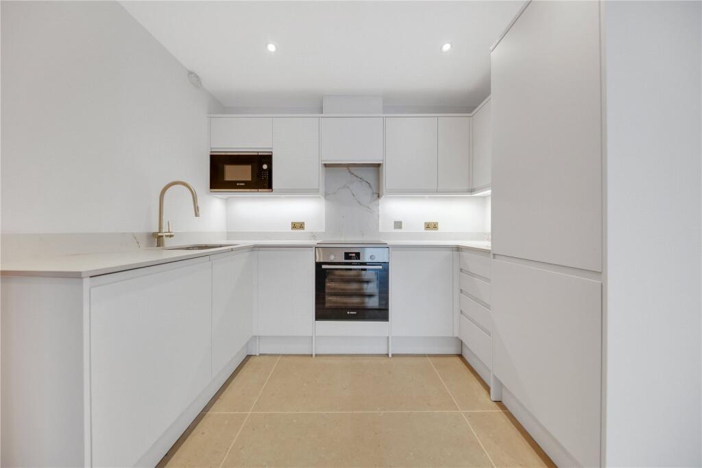 Apartment in London - View 2