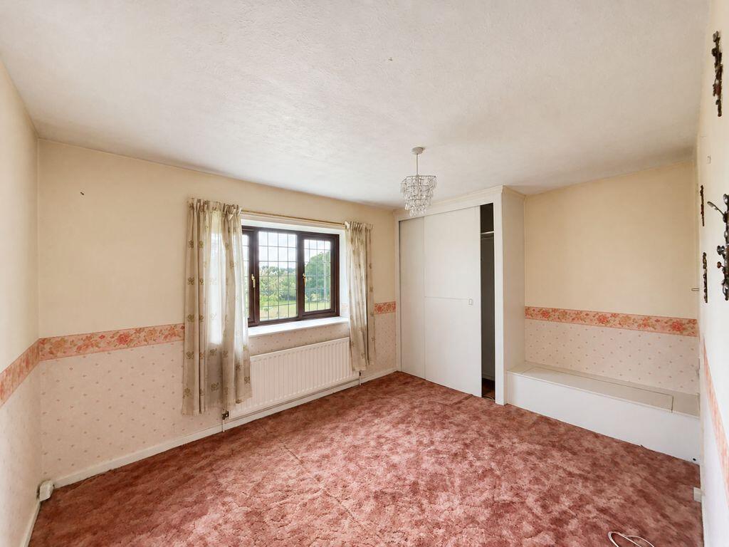 House in Walsall, Little Bloxwich - View 5