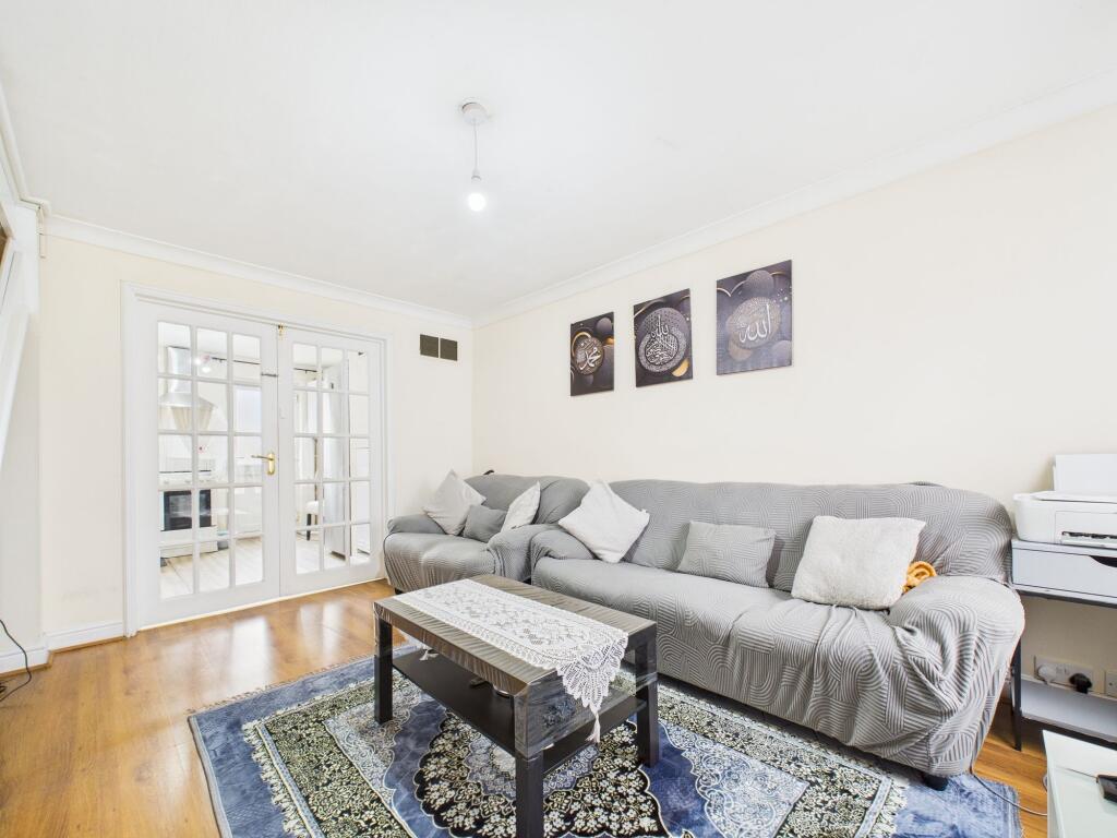 Tuscan Close, Tilehurst, RG30 – pohled 2