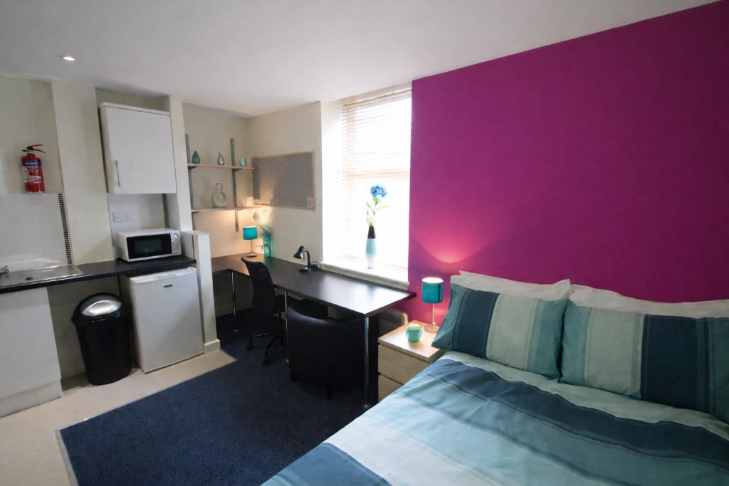 Main image of property: St. Lawrence Road, Plymouth, Devon, PL4