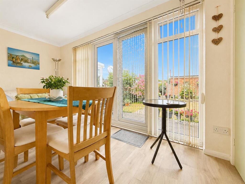 House in Portsmouth - View 4