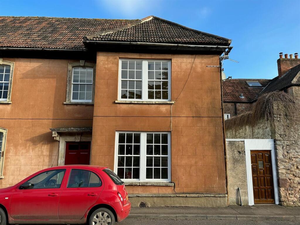 House in Taunton - View 4