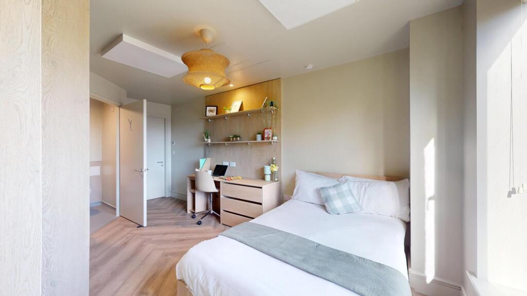 Main image of property: Ashby Road, Loughborough