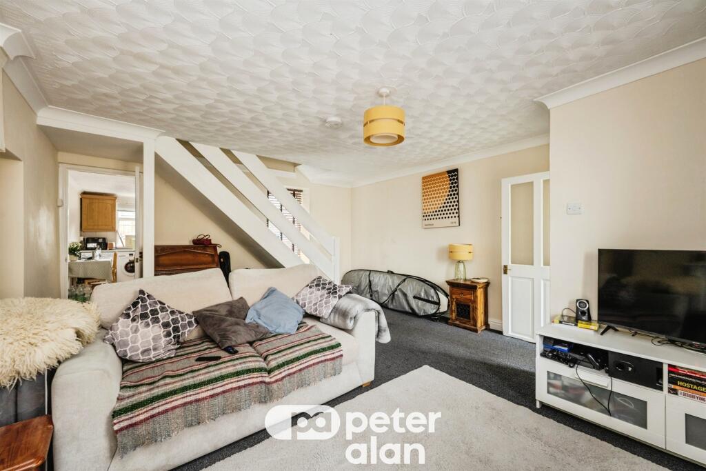 House in Neath - View 3