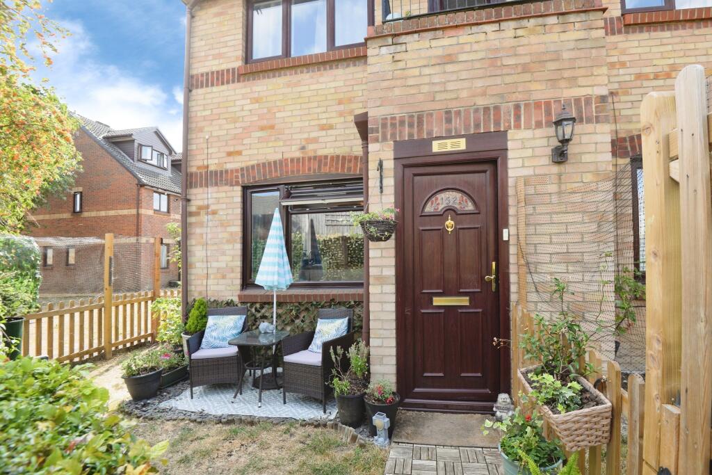 Main image of property: Maypole Road, Maidenhead, SL6