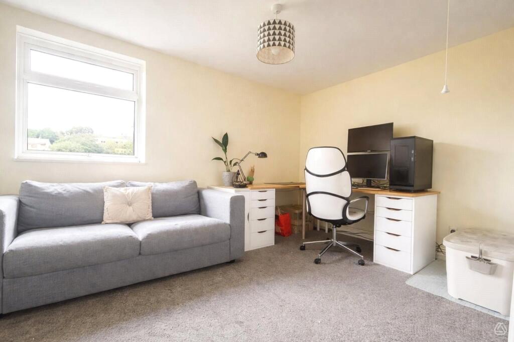 Deepdale, Bracknell, Berkshire, RG12 photo 4