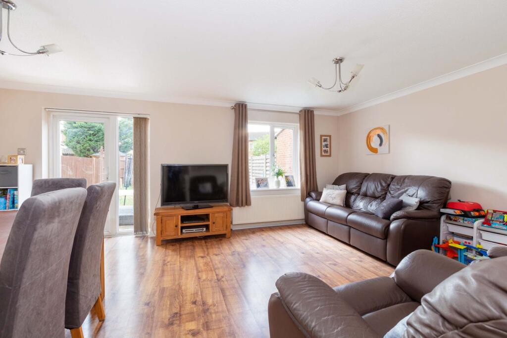 House in Slough - View 2