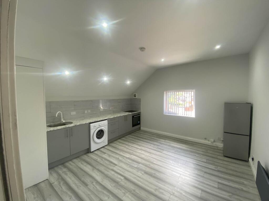 Main image of property: Oxford Road, Reading