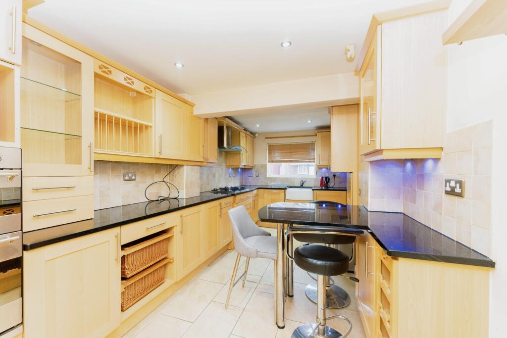 Main image of property: Victoria Court, CH2