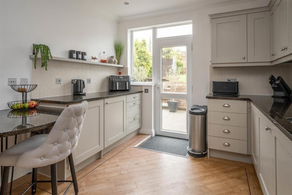 House in Brentwood, Essex - View 5