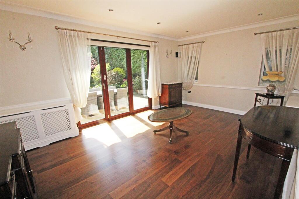 Additional image 9 of Brookmans Avenue, Brookmans Park